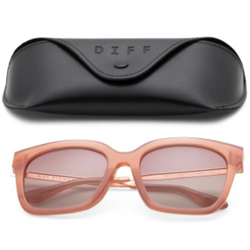 DIFF Bella Sunglasses Oyster Pink Frames Rose Gradient Lens VICI Collab NWT